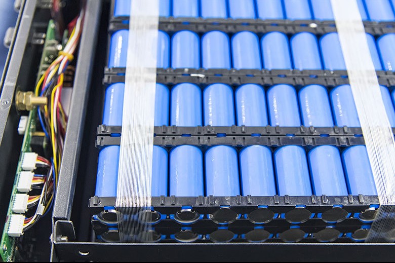 Why Lithium-ion Battery Technology is Leading the Way for UPS Batteries